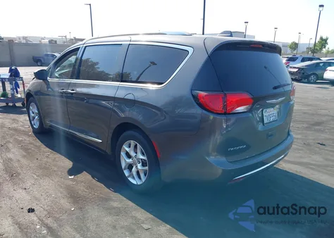 2017 Chrysler Pacifica Touring L Plus из США, поврежденный, VIN 2C4RC1EG1HR542638